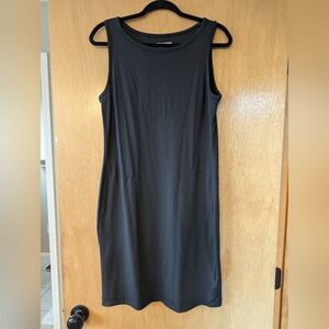 Classic Sleeveless Black Sheath Dress
